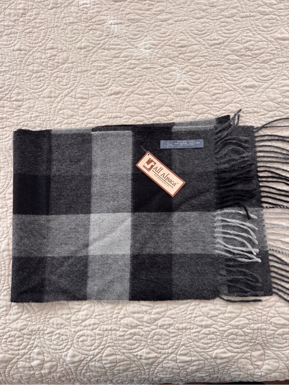 All Alpaca 100% Baby Alpaca Plaid Scarf Black Gray Made in Peru NWT